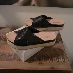 Black shimmery small wedge X2B sandals